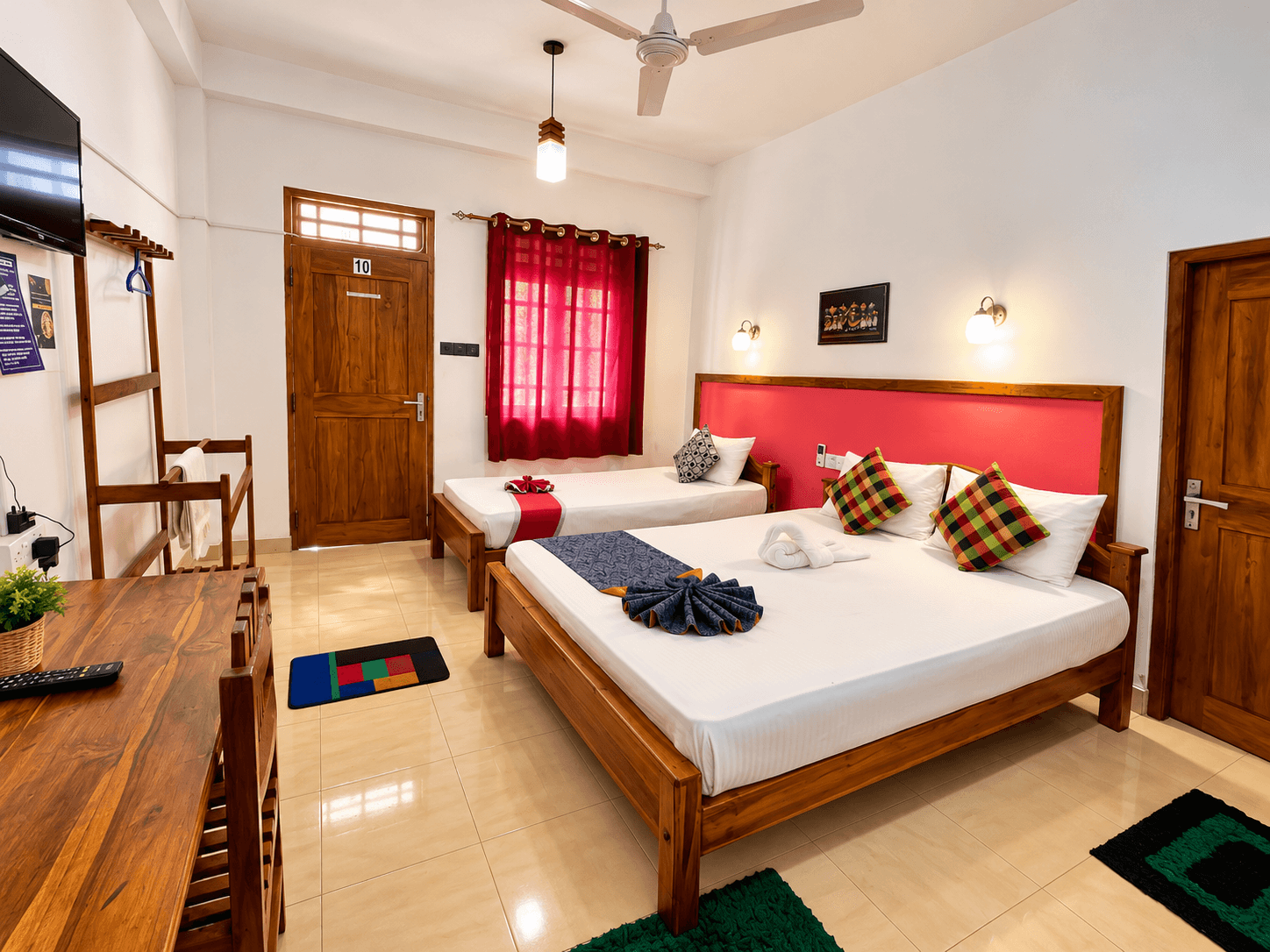 Standard Double Room at Hotel Green View Buttala with air conditioning and refrigerator