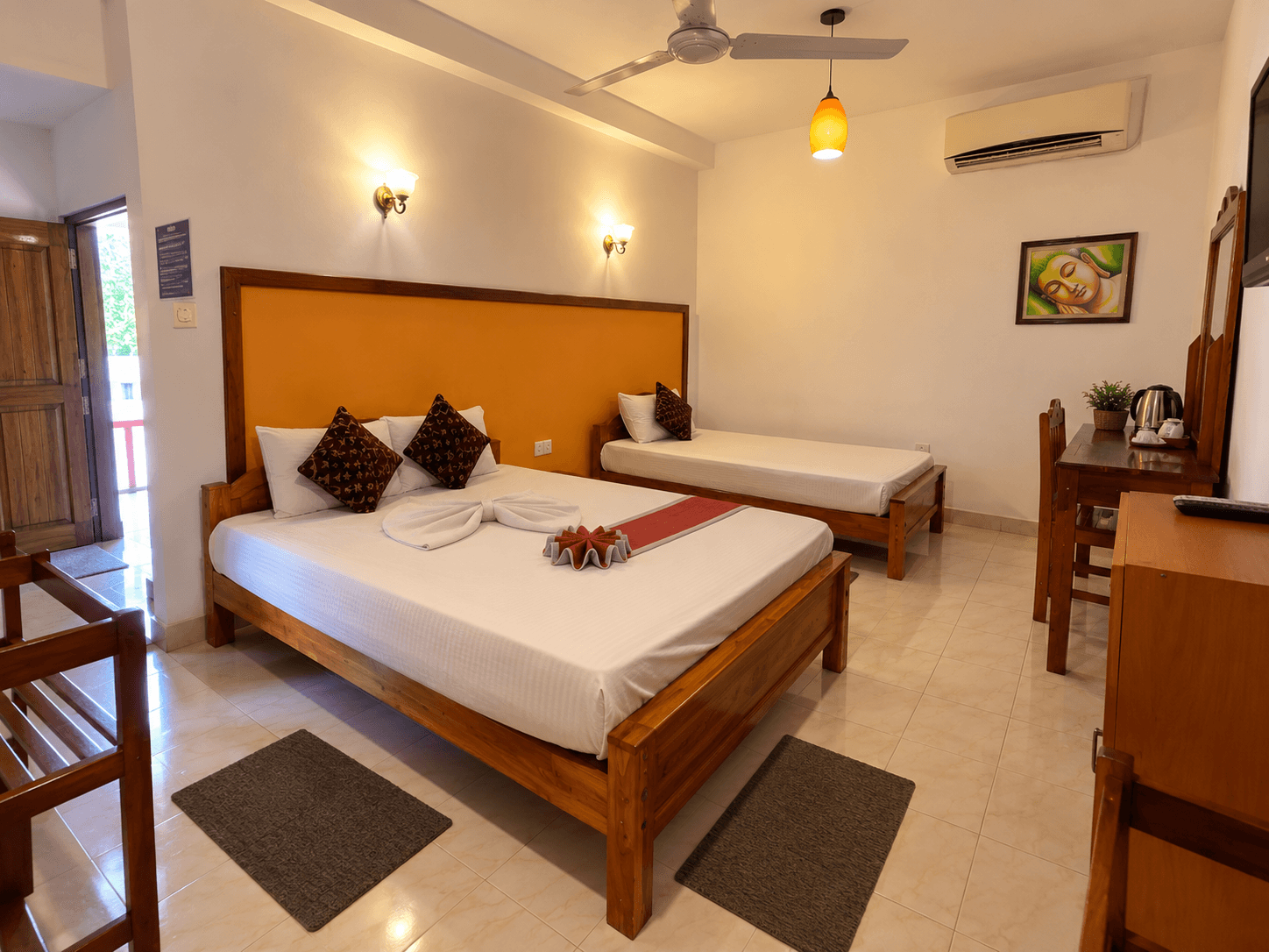 Standard Triple Room at Hotel Green View Buttala for three guests